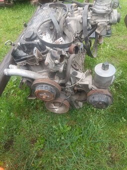 Predám motor na Mercedes 190e 2.0 benzín - 2