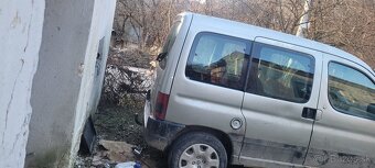 Predám Citroën Berlingo 2.0 Hdi - 2