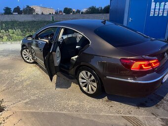 Volkswagen CC 2.0 TDI BlueMotion DSG - 2