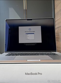 MacBook Pro 16" M1 PRO 1TB SSD Kozmický sivý - 2