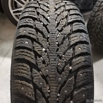 Predám zimné pneu 215/65 R17 Nokian Hakkapelita 9 - 2