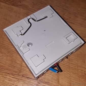 Termostat na DIN lištu RITTAL SK3310 na kúrenie aj chladenie - 2