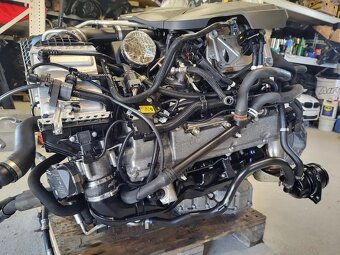 Kompletní motor BMW S63B44B 4.4 V8 560 koní M5 M6 - 2