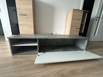 Tv stolík / komoda - 2