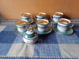 Socialisticke pohare, keramika a mosadzne predmety - 2