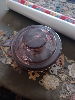 Predam historicku sklenenu dozu - 2