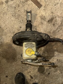 Posilovač bŕzd vw group - 2