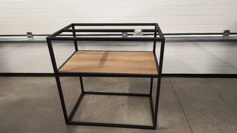 Prebaľovaci pult - 2