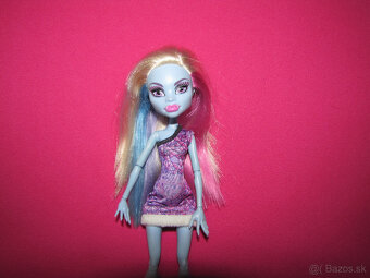 Monster High Abbey Bominable Scaris - 2