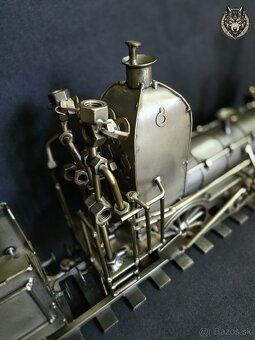 Kovový model parnej lokomotívy - 2