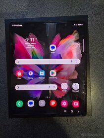 Samsung galaxy Z fold 3 - 2