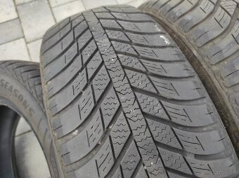 Celoročné pneu 185/60R15 Nexen 4ks - 2