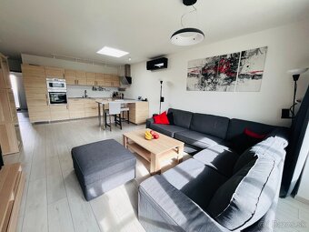 3 izbový RD s garážou a veľkou záhradou, Slovenský Grob - 2