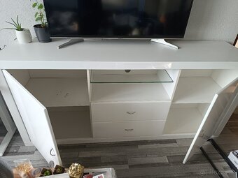 Obývacia skrinka - 2