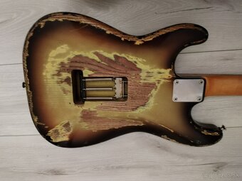 STRATOCASTER  Milan Číz - 2
