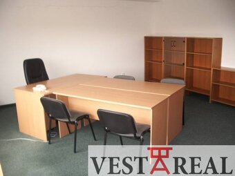 Na prenájom administratívny priestor Trnava Chovateľská - 2