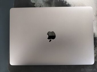 Macbook Air 13 M1 8/256 GB - 2
