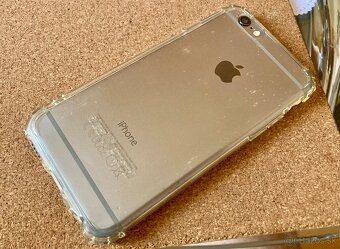 Ponúkam na predaj : iPhone 6/16gb. - 2