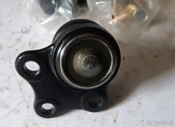 Zvisly / nosny cap Nissan Opel Renault... - 2