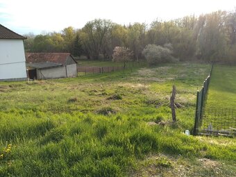 Stavebný pozemok so záhradou a lesom, 2716m2 - 2