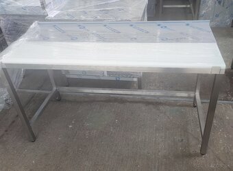 Nerezový nábytok, pracovné gastro stoly, mäsiarsky stôl - 2
