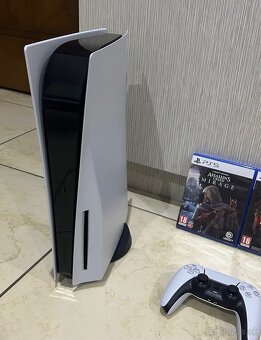 PlayStation 5 (PS5) + 1x ovládač - 2