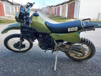 Predám KAWASAKI KLR 600 - 2