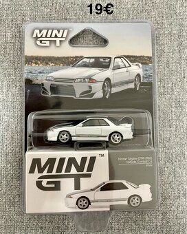 Mini GT - 2