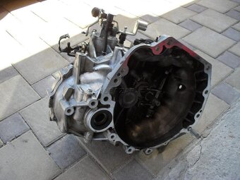 Suzuki Swift 1,3 benzin prevodovka - 2