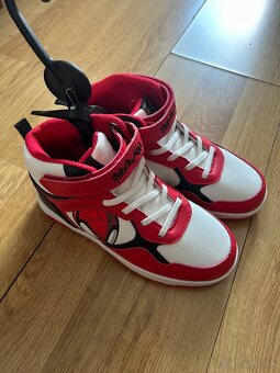 Chlapčenské botasky veľ 32 - 2