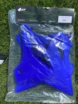 Plasty yz 125 - 2
