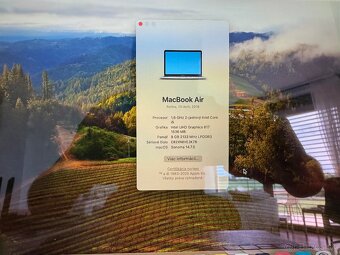 Predám MacBook Air 13" 2018 i5, 256GB, 8GB RAM - 2