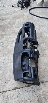 Palubovka na Škoda Fabia II - 2