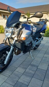 SUZUKI GSR600 - 2
