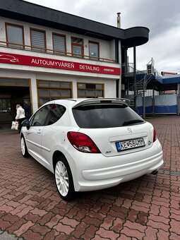 Peugeot 207 HDi GT - 2