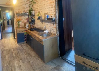 PREDAJ 2 IZB B YT NITRA - CENTRUM, STARÉ MESTO - 2