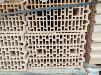 Heluz 25 UNI tehla brúsená - 2