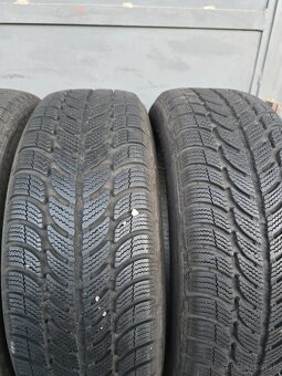 185/60r15 - 2