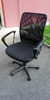 Kancelárska stolička - 2