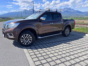 Nissan Navara DoubleCab 2.5 dCi LE A/T Long - 2