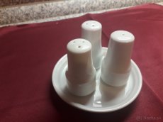 Koreničky - biely porcelán - 2