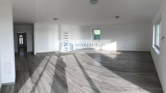 Predám nadštandardnú  4 izbovú NOVOSTVBU rodinného domu  Nit - 2