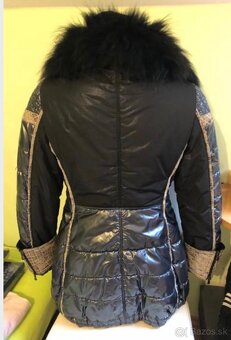 Krasna bunda s kozusinkou z myvala - 2