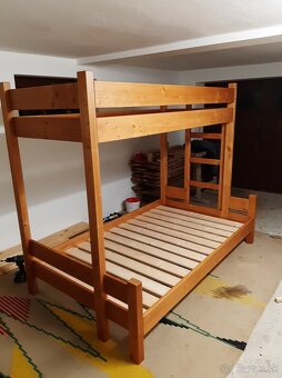 Poschodova posteľ z masívu - 2