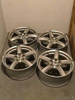 Hlinikove disky Brock RC24 R17 7,5j - 2