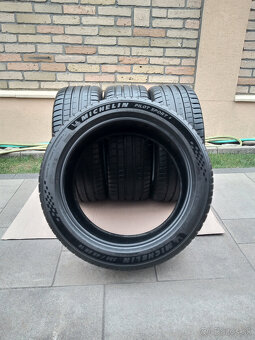 MICHELIN PILOT SPORT 5 235/45 R18 - 2