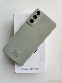 Samsung Galaxy S21 FE 5G 128GB OLIVE - 2