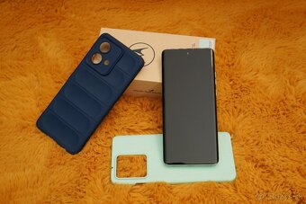 Motorola Edge 40 Neo 12 / 256 GB - 2