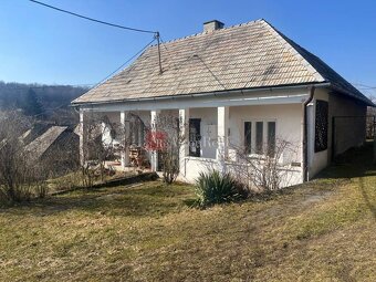 Rodinný dom pri V. Krtíši, pozemok 351 m2 - Malé Straciny - 2