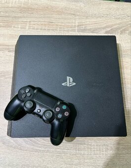 PS4 PRO 1TB - 2